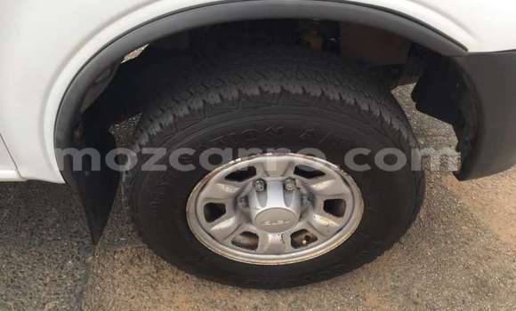 Comprar Usado Isuzu KB Branco Carro em Maputo em Maputo Comprar Usado Isuzu KB Branco Carro em Maputo em Maputo