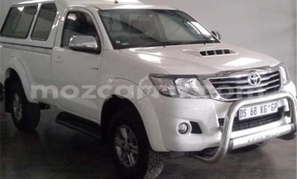 Buy Used Toyota Hilux White Car in Maputo in Maputo Buy Used Toyota Hilux White Car in Maputo in Maputo