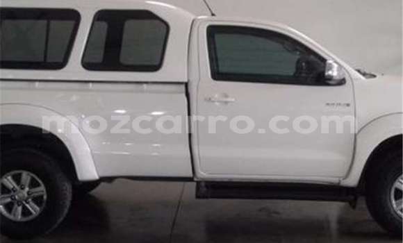 Buy Used Toyota Hilux White Car in Maputo in Maputo Buy Used Toyota Hilux White Car in Maputo in Maputo
