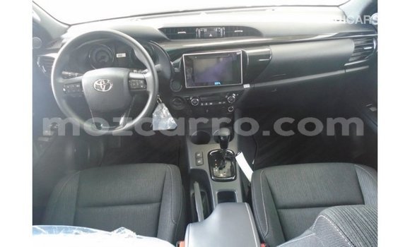 Comprar Importar Toyota Hilux Branco Carro em Import - Dubai em Cabo Delgado Comprar Importar Toyota Hilux Branco Carro em Import - Dubai em Cabo Delgado
