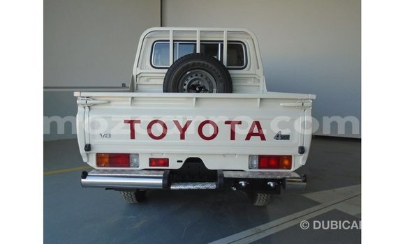 Buy Import Toyota Land Cruiser White Car in Import - Dubai in Cabo Delgado Buy Import Toyota Land Cruiser White Car in Import - Dubai in Cabo Delgado