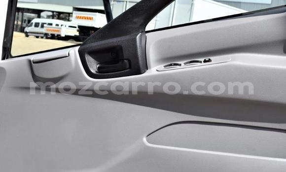 Buy Used Hino 300 Series White Truck in Manica in Manica Buy Used Hino 300 Series White Truck in Manica in Manica