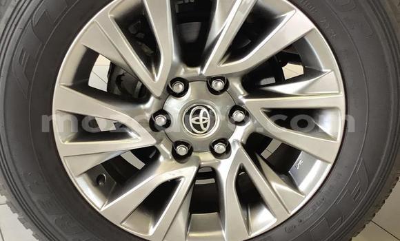 Comprar Usado Toyota Fortuner Branco Carro em Xai-Xai em Gaza Comprar Usado Toyota Fortuner Branco Carro em Xai-Xai em Gaza