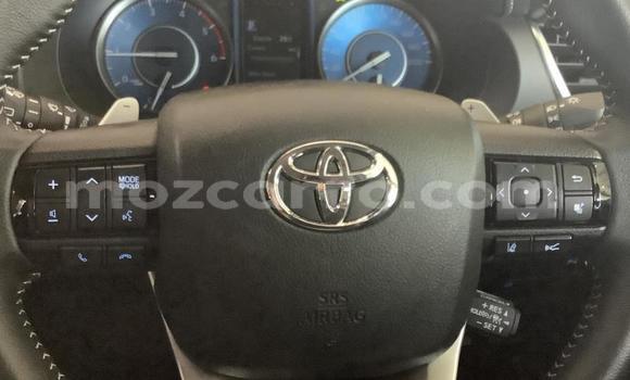 Comprar Usado Toyota Fortuner Branco Carro em Xai-Xai em Gaza Comprar Usado Toyota Fortuner Branco Carro em Xai-Xai em Gaza