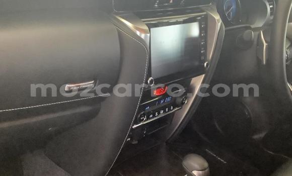 Comprar Usado Toyota Fortuner Branco Carro em Xai-Xai em Gaza Comprar Usado Toyota Fortuner Branco Carro em Xai-Xai em Gaza