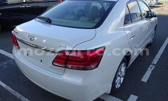 Buy Import Toyota Premio White Car in Manica in Manica Buy Import Toyota Premio White Car in Manica in Manica