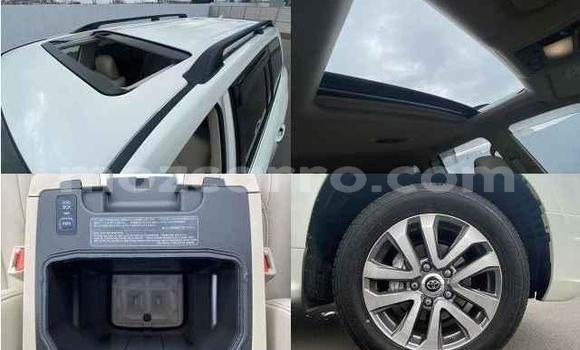 Buy Import Toyota Land Cruiser White Car in Inhambane in Inhambane Buy Import Toyota Land Cruiser White Car in Inhambane in Inhambane