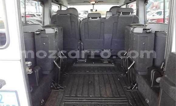 Nunua Ilio tumika Toyota Land Cruiser Nyeupe Gari ndani ya Maputo nchini Maputo Nunua Ilio tumika Toyota Land Cruiser Nyeupe Gari ndani ya Maputo nchini Maputo