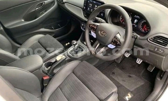 Tenga Tsaru Hyundai i30 Chena Mota in Maputo in Maputo Tenga Tsaru Hyundai i30 Chena Mota in Maputo in Maputo