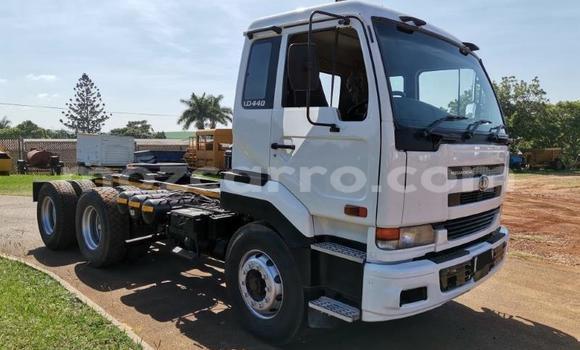 Tenga Tsaru Nissan UD Chena Rori in Maputo in Maputo Tenga Tsaru Nissan UD Chena Rori in Maputo in Maputo