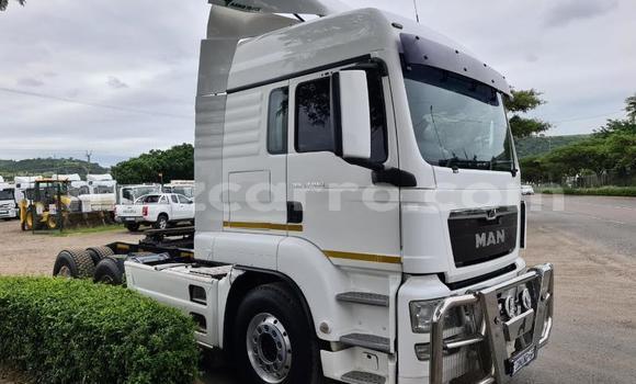 Buy Used Man Silent White Truck in Maputo in Maputo Buy Used Man Silent White Truck in Maputo in Maputo