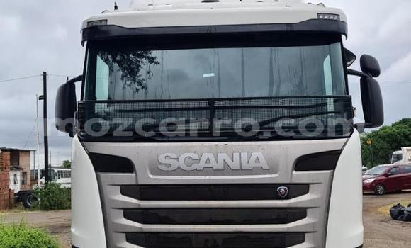 Tenga Tsaru Scania R420 Chena Rori in Gilé in Zambezia Tenga Tsaru Scania R420 Chena Rori in Gilé in Zambezia