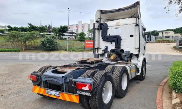 Tenga Tsaru Scania R420 Chena Rori in Gilé in Zambezia Tenga Tsaru Scania R420 Chena Rori in Gilé in Zambezia