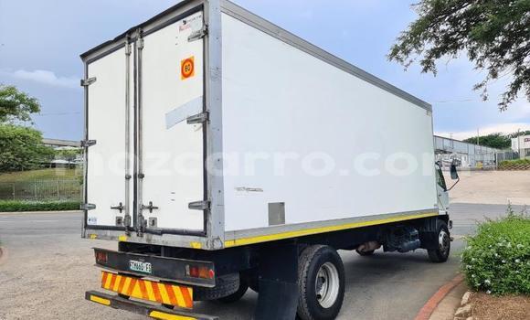 Tenga Tsaru Mitsubishi L400 Chena Rori in Gilé in Zambezia Tenga Tsaru Mitsubishi L400 Chena Rori in Gilé in Zambezia