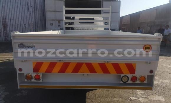 Tenga Tsaru Hino 300 Series Chena Rori in Beira in Sofala Tenga Tsaru Hino 300 Series Chena Rori in Beira in Sofala