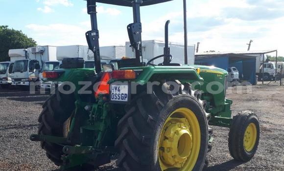 Tenga Tsaru Komatsu D31S Girinhi Rori in Gilé in Zambezia Tenga Tsaru Komatsu D31S Girinhi Rori in Gilé in Zambezia