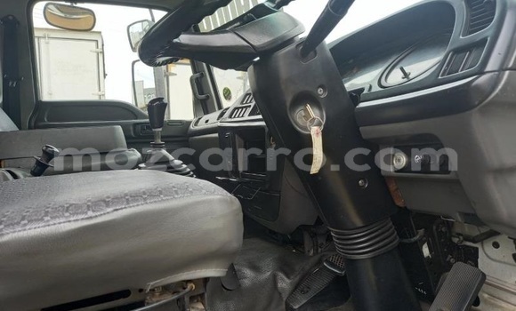 Buy Used Isuzu FTR 850 White Truck in Nampula in Nampula Buy Used Isuzu FTR 850 White Truck in Nampula in Nampula