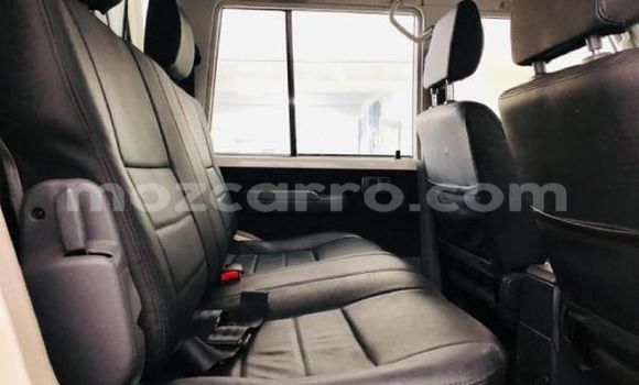 Buy Used Toyota Land Cruiser White Car in Maputo in Maputo Buy Used Toyota Land Cruiser White Car in Maputo in Maputo