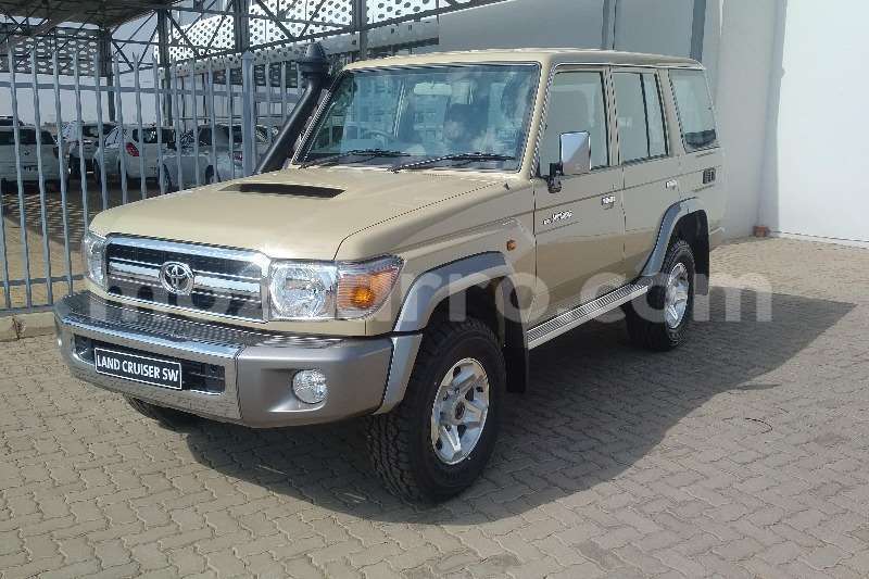 Big with watermark toyota land cruiser maputo maputo 12037