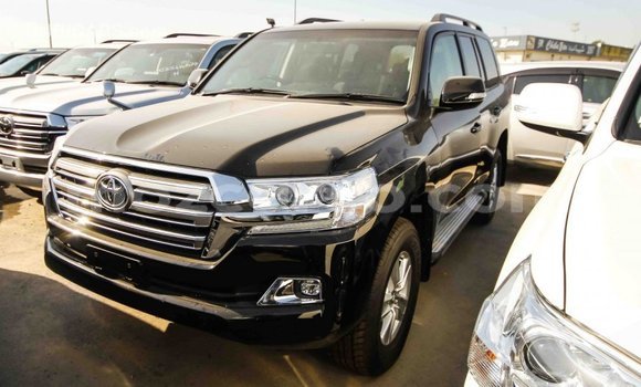 Comprar Importar Toyota Land Cruiser Preto Carro em Import - Dubai em Cabo Delgado Comprar Importar Toyota Land Cruiser Preto Carro em Import - Dubai em Cabo Delgado