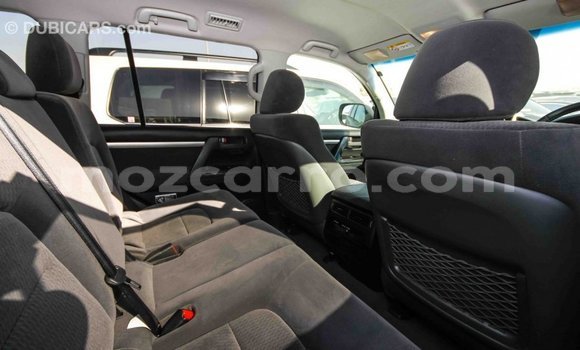 Comprar Importar Toyota Land Cruiser Preto Carro em Import - Dubai em Cabo Delgado Comprar Importar Toyota Land Cruiser Preto Carro em Import - Dubai em Cabo Delgado