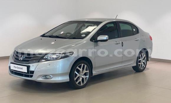Comprar Usado Honda Ballade Prata Carro em Maputo em Maputo