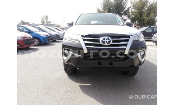 Comprar Importar Toyota Fortuner Preto Carro em Import - Dubai em Cabo Delgado Comprar Importar Toyota Fortuner Preto Carro em Import - Dubai em Cabo Delgado