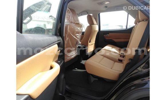 Comprar Importar Toyota Fortuner Preto Carro em Import - Dubai em Cabo Delgado Comprar Importar Toyota Fortuner Preto Carro em Import - Dubai em Cabo Delgado