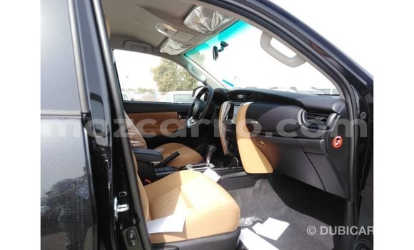 Comprar Importar Toyota Fortuner Preto Carro em Import - Dubai em Cabo Delgado Comprar Importar Toyota Fortuner Preto Carro em Import - Dubai em Cabo Delgado