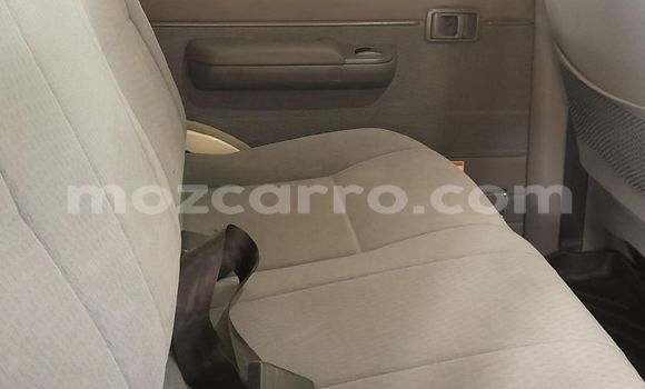 Comprar Usado Toyota Land Cruiser Branco Carro em Maputo em Maputo Comprar Usado Toyota Land Cruiser Branco Carro em Maputo em Maputo