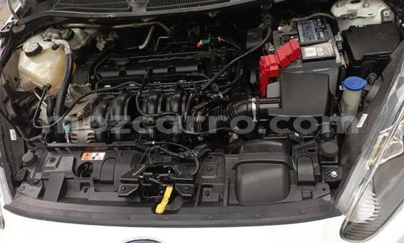 Tenga Tsaru Ford Fiesta Chena Mota in Maputo in Maputo Tenga Tsaru Ford Fiesta Chena Mota in Maputo in Maputo