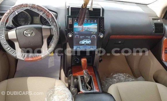 Nunua Imported Toyota Prado Nyeupe Gari ndani ya Import - Dubai nchini Cabo Delgado Nunua Imported Toyota Prado Nyeupe Gari ndani ya Import - Dubai nchini Cabo Delgado