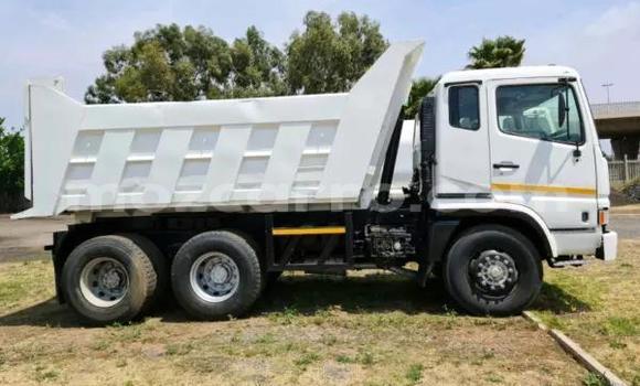 Tenga Tsaru Mitsubishi L400 Chena Rori in Maputo in Maputo Tenga Tsaru Mitsubishi L400 Chena Rori in Maputo in Maputo