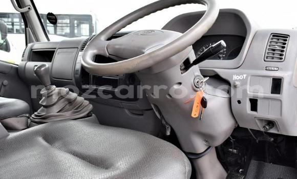 Buy Used Hino 300 Series White Truck in Maputo in Maputo Buy Used Hino 300 Series White Truck in Maputo in Maputo