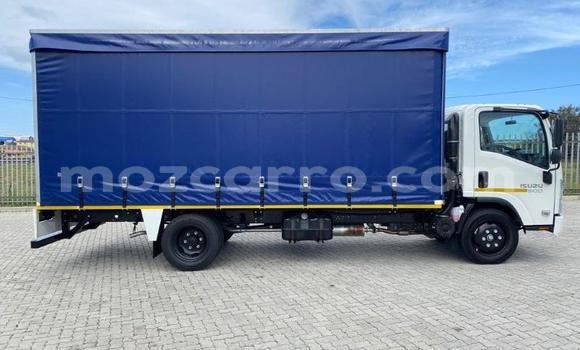 Buy Used Isuzu FTR 850 White Truck in Maputo in Maputo Buy Used Isuzu FTR 850 White Truck in Maputo in Maputo