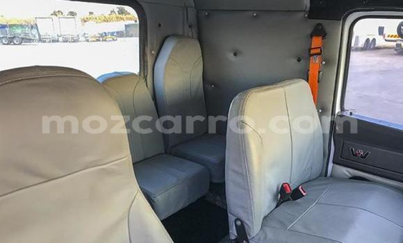 Tenga Tsaru Caterpillar 120 Chena Rori in Maputo in Maputo Tenga Tsaru Caterpillar 120 Chena Rori in Maputo in Maputo