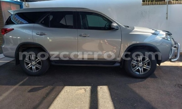 Buy Used Toyota Fortuner Silver Car in Maputo in Maputo Buy Used Toyota Fortuner Silver Car in Maputo in Maputo
