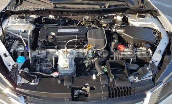 Tenga Imported Honda Accord Zvimwe Mota in Import - Dubai in Cabo Delgado Tenga Imported Honda Accord Zvimwe Mota in Import - Dubai in Cabo Delgado