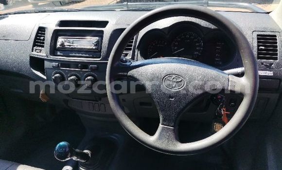 Buy Used Toyota Hilux White Car in Inhambane in Inhambane Buy Used Toyota Hilux White Car in Inhambane in Inhambane