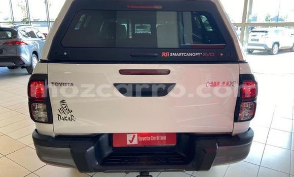 Comprar Usado Toyota Hilux Branco Carro em Maputo em Maputo Comprar Usado Toyota Hilux Branco Carro em Maputo em Maputo