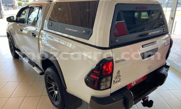 Comprar Usado Toyota Hilux Branco Carro em Maputo em Maputo Comprar Usado Toyota Hilux Branco Carro em Maputo em Maputo
