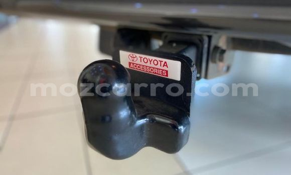 Comprar Usado Toyota Hilux Branco Carro em Maputo em Maputo Comprar Usado Toyota Hilux Branco Carro em Maputo em Maputo