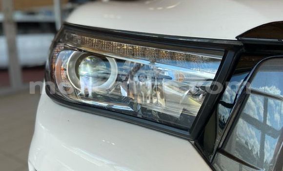 Comprar Usado Toyota Hilux Branco Carro em Maputo em Maputo Comprar Usado Toyota Hilux Branco Carro em Maputo em Maputo