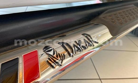 Comprar Usado Toyota Hilux Branco Carro em Maputo em Maputo Comprar Usado Toyota Hilux Branco Carro em Maputo em Maputo