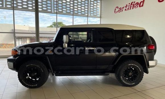 Tenga Tsaru Toyota FJ Cruiser Nhema Mota in Maputo in Maputo Tenga Tsaru Toyota FJ Cruiser Nhema Mota in Maputo in Maputo