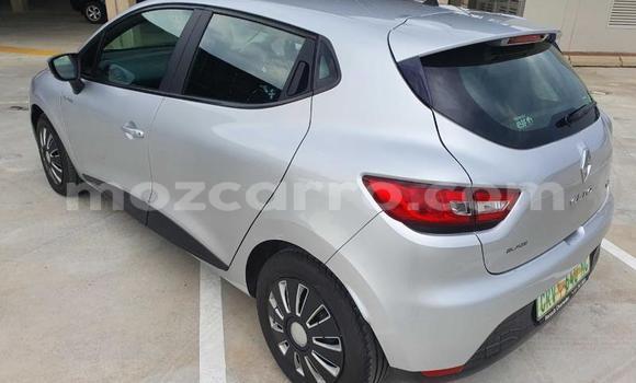 Tenga Tsaru Renault Clio Sirivha Mota in Maputo in Maputo Tenga Tsaru Renault Clio Sirivha Mota in Maputo in Maputo