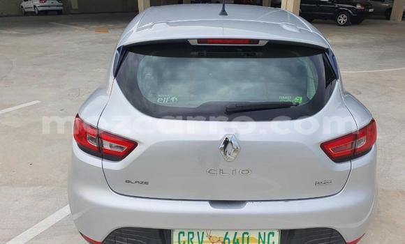 Tenga Tsaru Renault Clio Sirivha Mota in Maputo in Maputo Tenga Tsaru Renault Clio Sirivha Mota in Maputo in Maputo