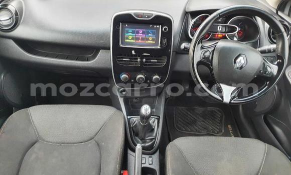 Tenga Tsaru Renault Clio Sirivha Mota in Maputo in Maputo Tenga Tsaru Renault Clio Sirivha Mota in Maputo in Maputo