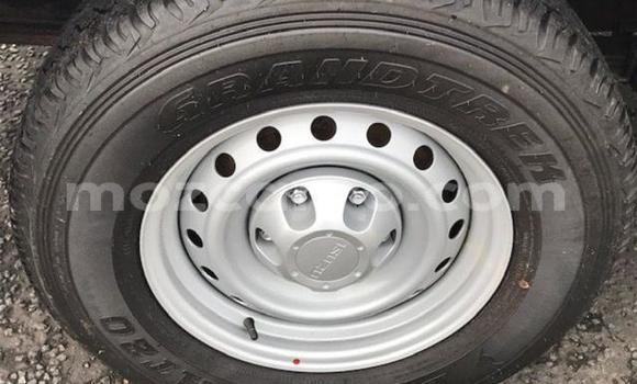 Buy Used Isuzu D-MAX Silver Car in Inhambane in Inhambane Buy Used Isuzu D-MAX Silver Car in Inhambane in Inhambane