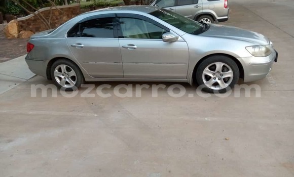 Comprar Usado Honda Legend Prata Carro em Maputo em Maputo